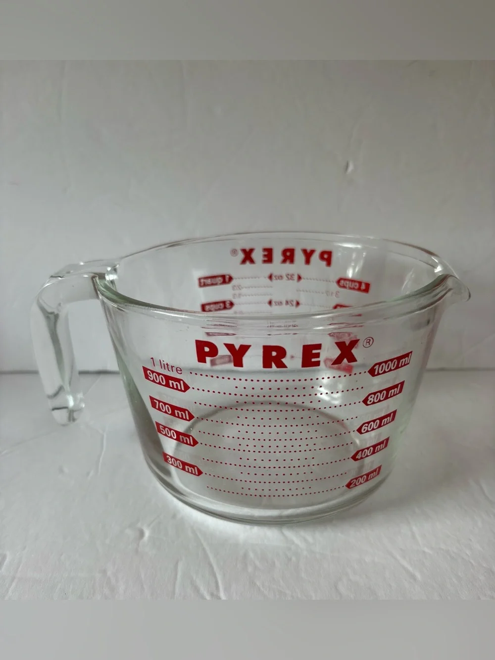 PYREX 4 Cup 1 Quart Glass Measuring Cup Red Lettering